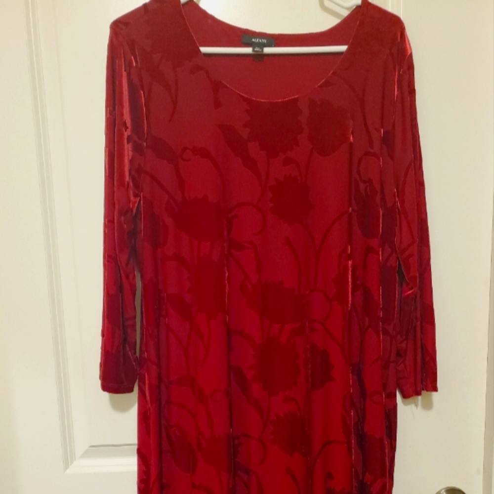 Alfani dress / shirt XXL runs small